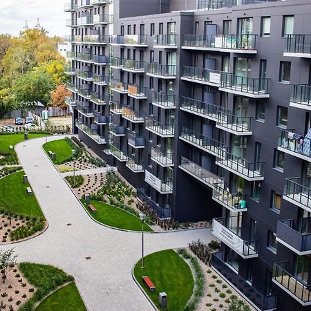 Urban Space Apartament 80 - Free Parking Breslavia Esterno foto